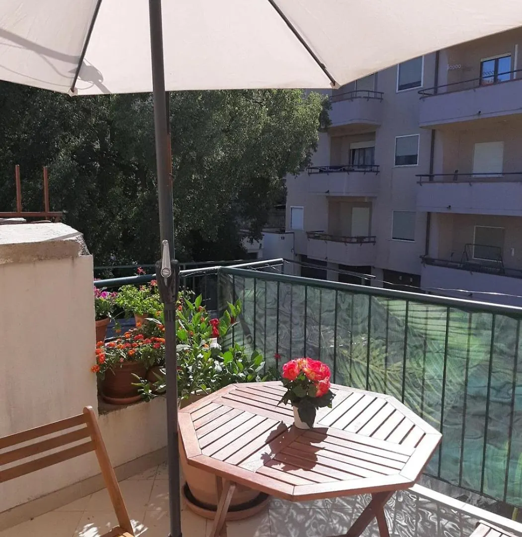 Apartment 5222-1 For 3 Pers In Split